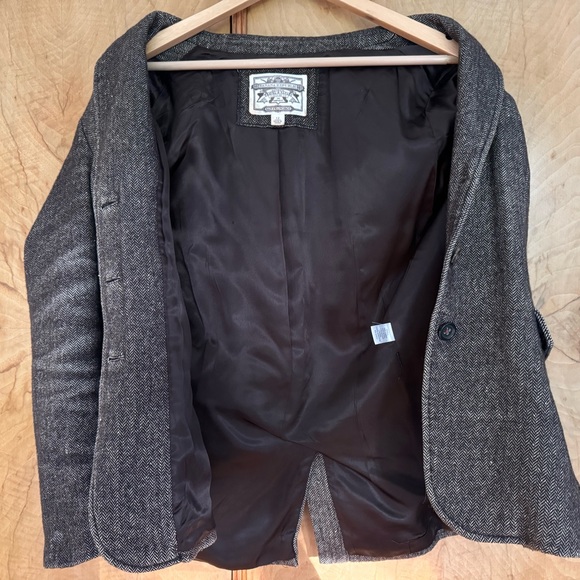 Banana Republic Herringbone Single Breasted Tweed Blazer - Picture 6 of 8